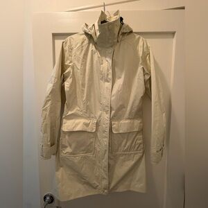 Patagonia Torrentshell Women’s Hooded Raincoat Medium